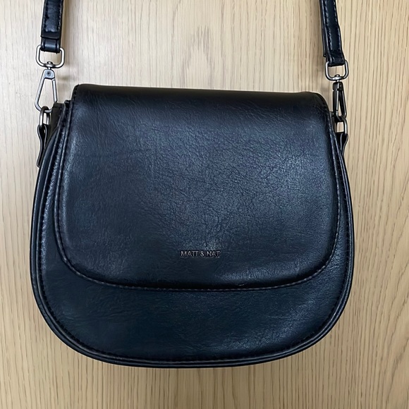 Matt & Nat vegan leather crossbody purse - Picture 1 of 6